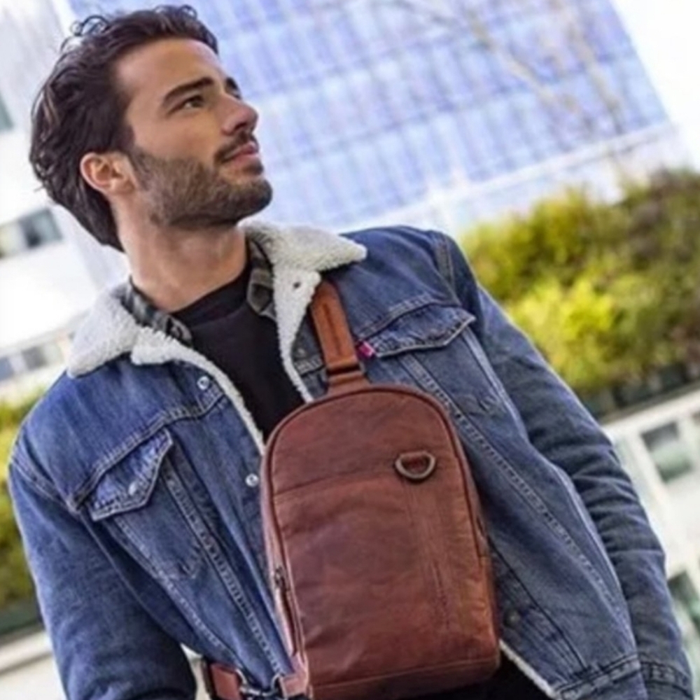 Spikes & Sparrow Black Leather Shoulder Sling Bag